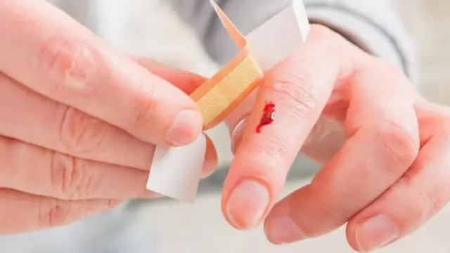 வலியுடன் தொடர்புடைய மருந்து வர்த்தகம்