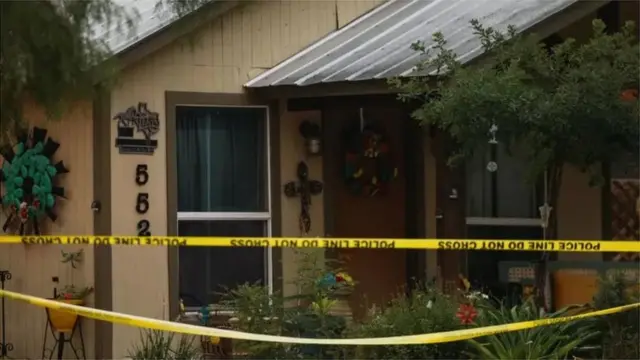 Inzu ya Salvador Ramos yagoswe n'abapolisi