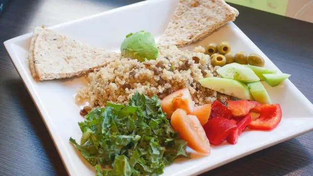 ቅንጨና ሰላጣ