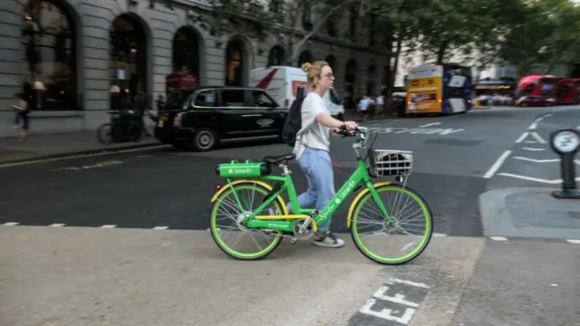 در گزارش پارلمان پیشنهاد شده مردم از دوچرخه بیشتر استفاده کنند