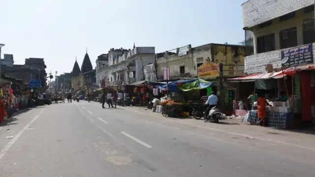 பிபிசி செய்திக்குழுவின் நேரடி அனுபவம்