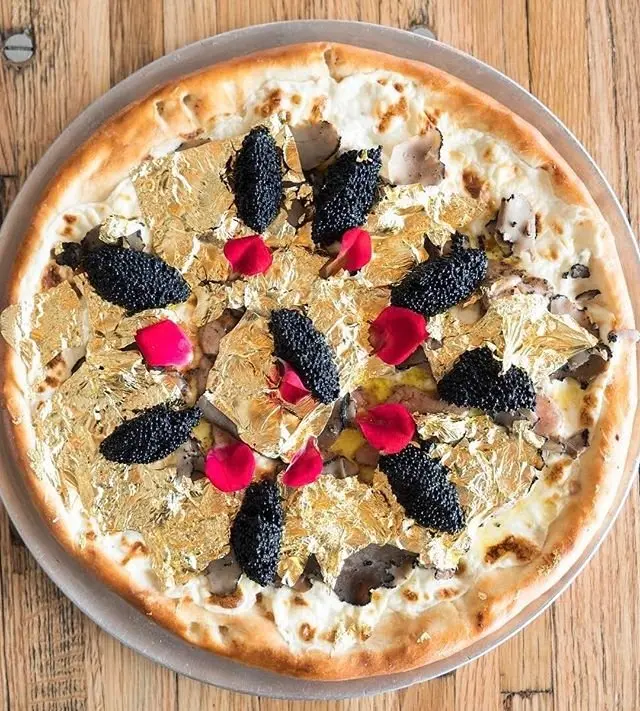 Gold pizza
