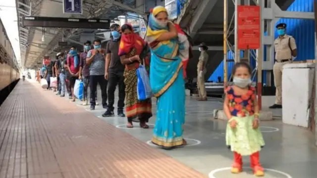 प्रवासी मज़दूर