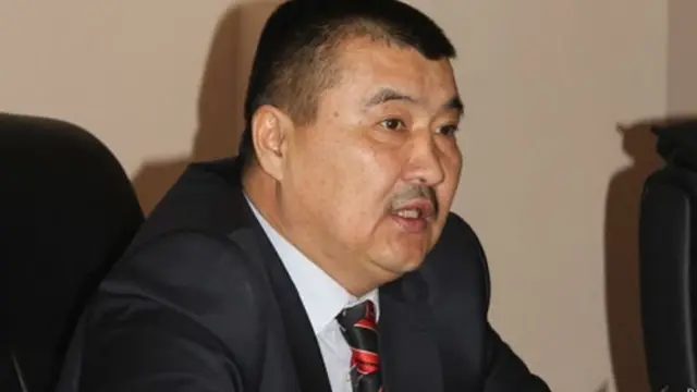 Айтмамат Кадырбаев кызматын 3-июлда өткөрүп берди.