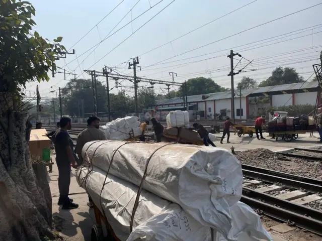 काम करने वाले