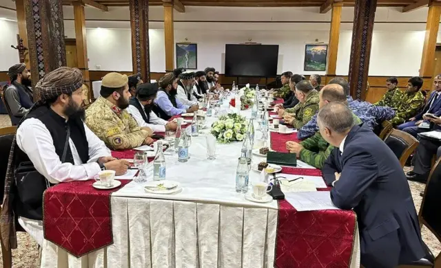 نشست نمایندگان با مقام‌های تاجیکستان