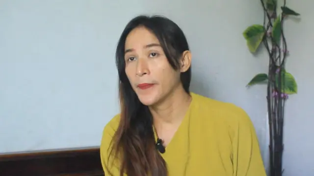 Transpuan, transgender, waria