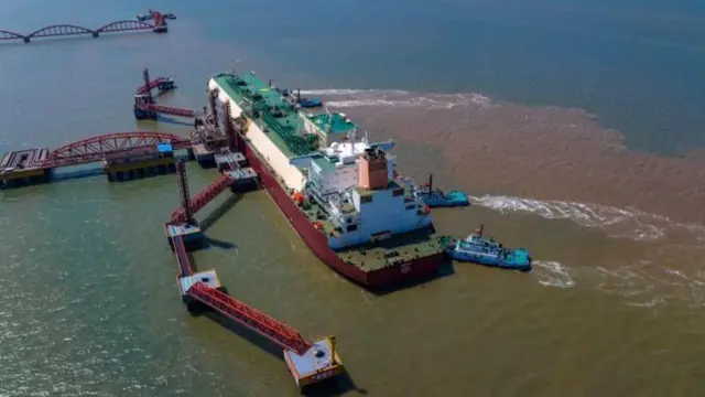 கத்தார், இந்தியா, கடற்படை வீரர்கள் 