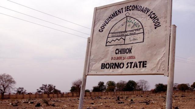 Letrero de la escuela de Chibok