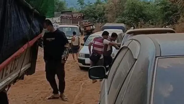 ผลของการสู้รบส่งผลกระทบต่อการค้าชายแดนไทย-เมียนมา ด้าน อ.แม่สอดด้วย เนื่องจากรถยนต์บรรทุกสินค้า และรถทั่วไปไม่กล้าใช้เส้นทางสายเมียวดี-กอกาเลก