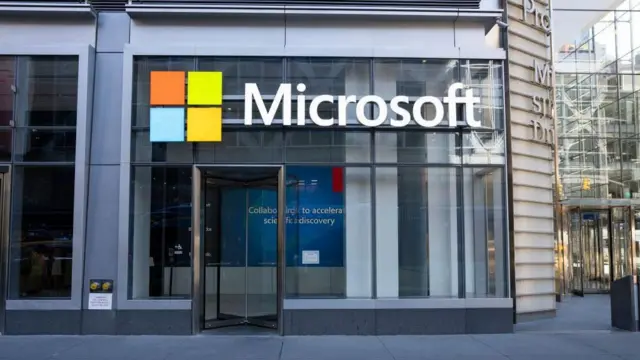 கிரவுட்ஸ்ட்ரைக்