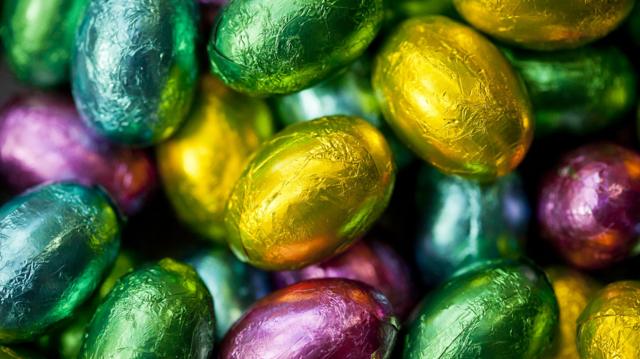 A história por trás da tradição de comer ovos de chocolate na Páscoa - BBC  News Brasil