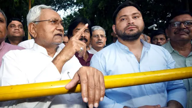 नीतीश तेजस्वी