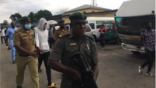 Baba Ijesha dey leave court afta dem grant am bail