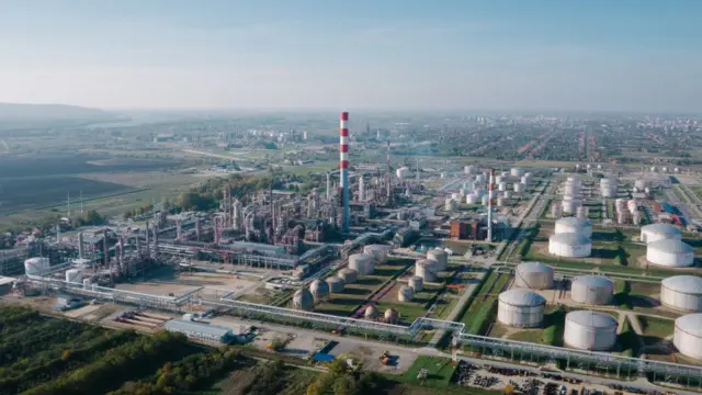 Rafinerija Pančevo iz vazduha