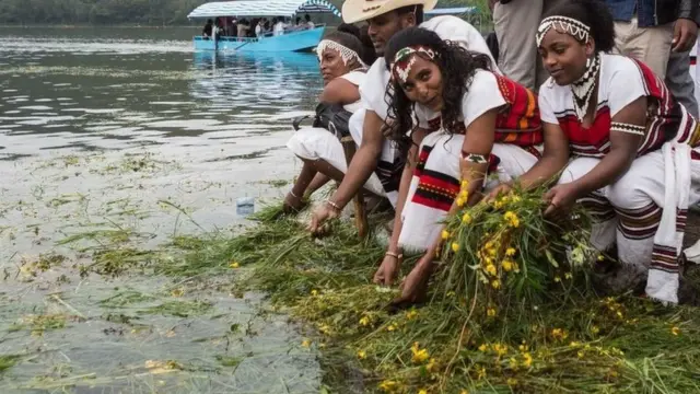 Awọn to n ṣe ajọyọ ọdun tuntun 2014