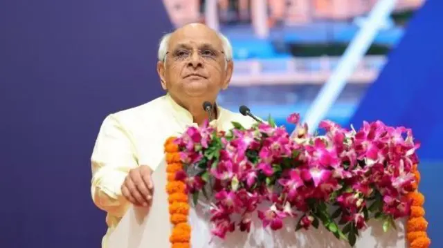 గుజరాత్, క్యాబినెట్ రాజీనామా, మంత్రివర్గం రాజీనామా, బీజేపీ