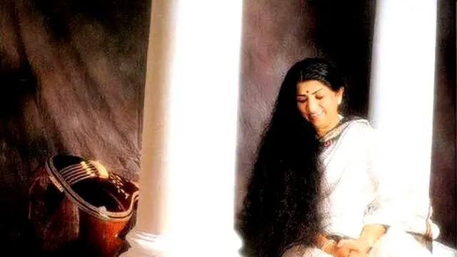 लता मंगेशकर