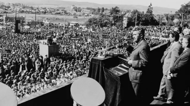 તાનાશાહ