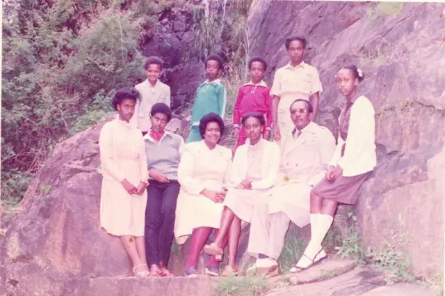 Suuraa maatii dur keessaa