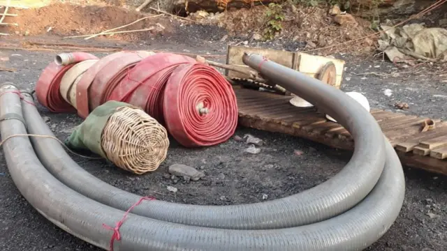 मेघालय के लुमथरी में कोयला खदान, बचाव कार्य