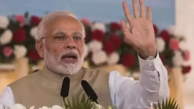 नरेंद्र मोदी