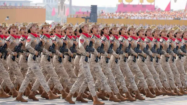 中國十一閲兵,圖中為女兵隊伍