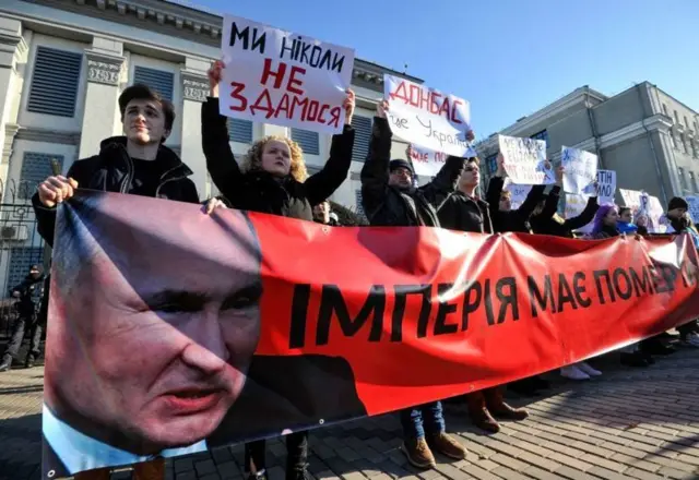 Biểu ngữ phản đối Putin