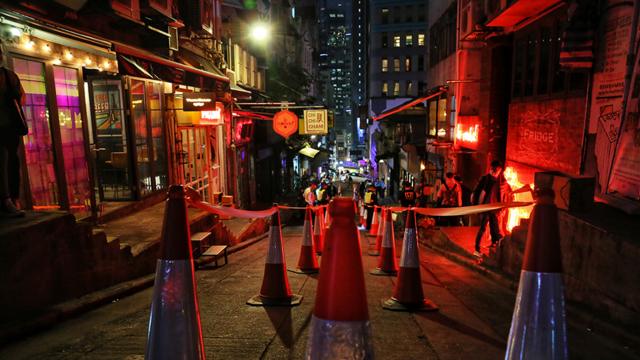 香港一條擁有多家餐館的小巷。