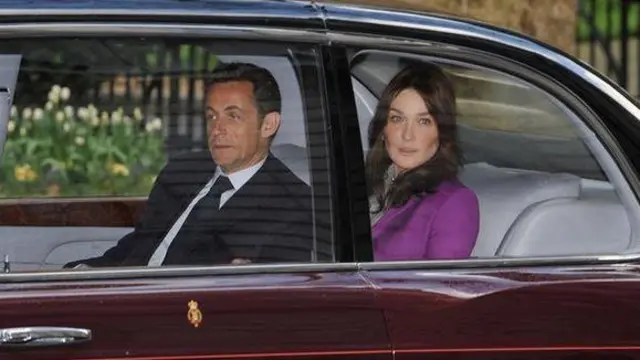 নিকোলাস সারকোজি ও কার্লা ব্রুনি 