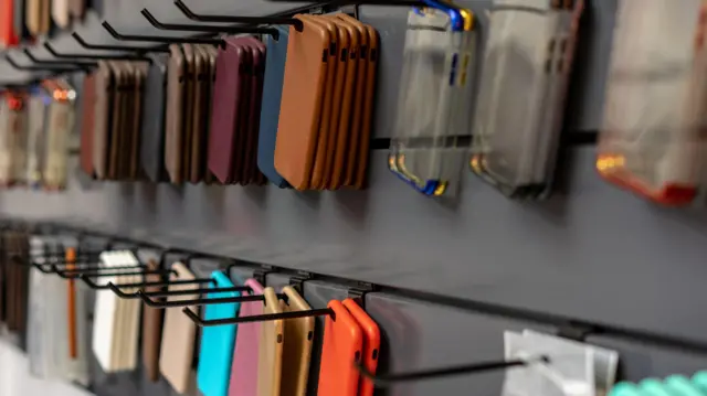 Casing ponsel