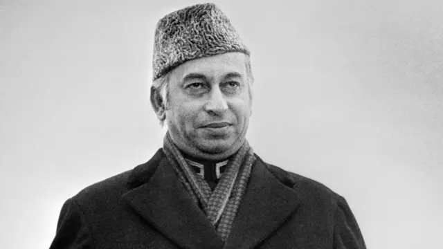 પાકિસ્તાનના ભૂતપૂર્વ વડા પ્રધાન ઝુલ્ફીકાર અલી ભુટ્ટો