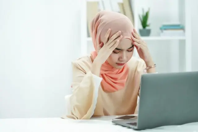 يساعد هرمون الأستروجين المرأة على تحمل الجوع والبقاء في حالة مزاجية هادئة أطول فترة ممكنة