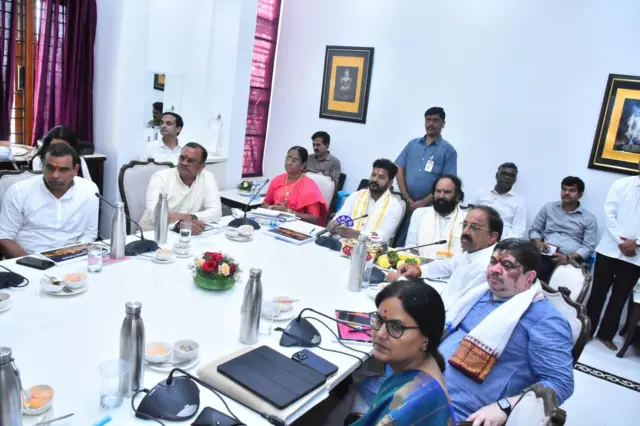 యాదగిరి గుట్ట, తెలంగాణ, శ్రీ లక్ష్మీ నరసింహ స్వామి, కేసీఆర్, రేవంత్ రెడ్డి, కాంగ్రెస్ ప్రభుత్వం, బీఆర్ఎస్ ప్రభుత్వం