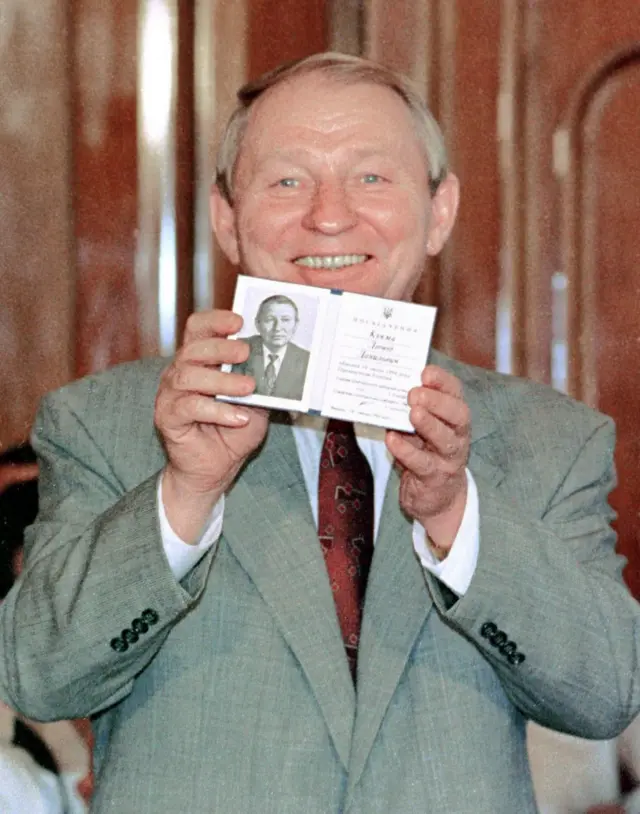 Перша інавгурація Кучми відбулася 10 липня 1994 року.