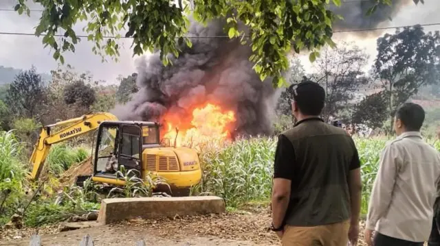 Blora, sumur minyak rakyat, kebakaran