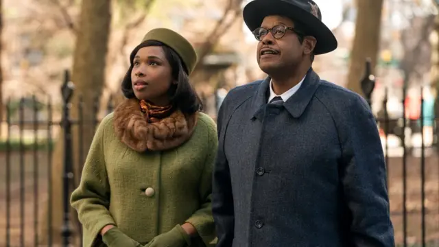 Арета Франклин (Дженнифер Хадсон) с отцом Кларенсом Франклином (Форест Уитакер)