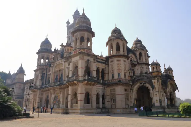 लक्ष्मी विलास पॅलेस: मराठी राजानं गुजरातमध्ये बांधलेल्या वाड्याची गोष्ट तुम्हाला माहिती आहे?वाचा