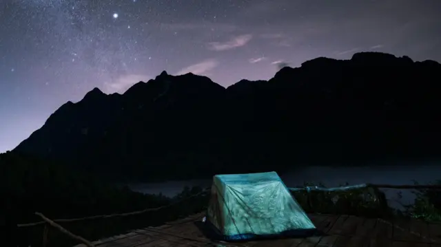 कैंपिंग