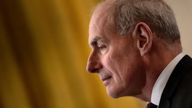 John Kelly ayaa Aqalka Sirta kula kulmay Ms Manigault Newman