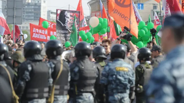 Участники акции "Марш миллионов"