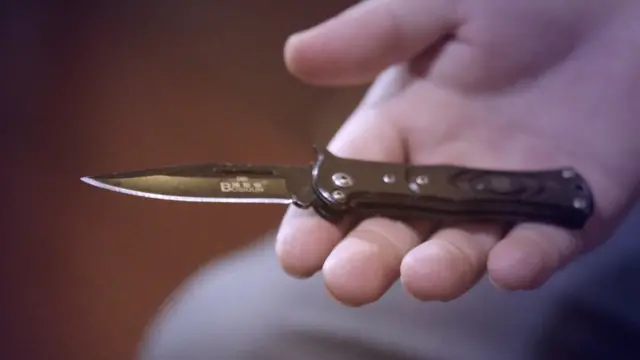 전씨는 국경경비대에게 잡히면 자살하려고 했다. 이를 위해 총과, 칼 그리고 독약을 준비했다