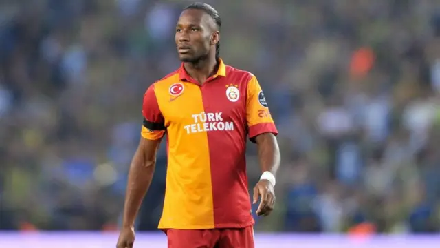 
Didier Drogba joue un match sous les couleurs de Galatasaray