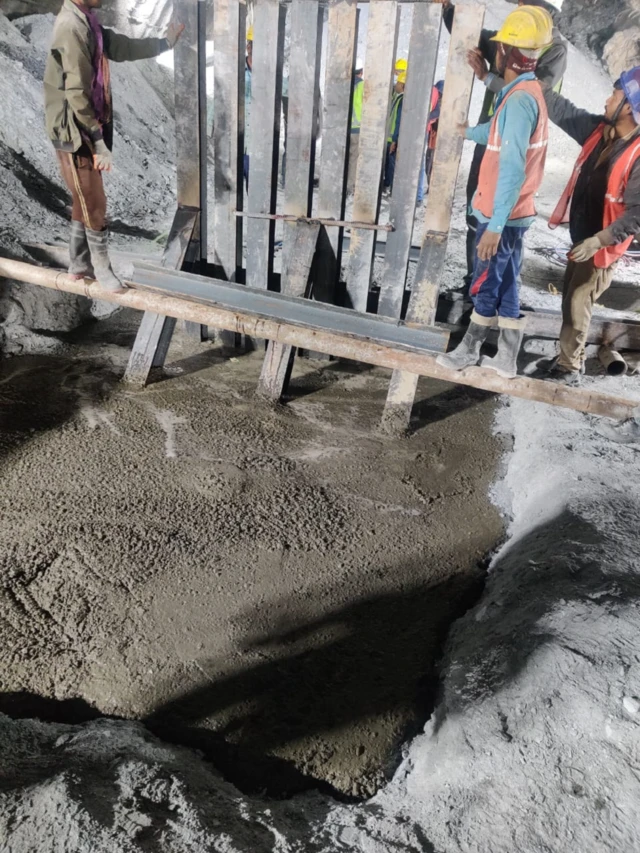 उत्तरकाशी टनल दुर्घटना