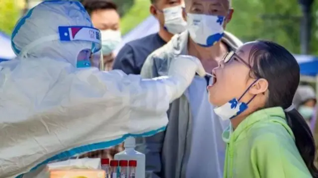 चीन कोरोना 