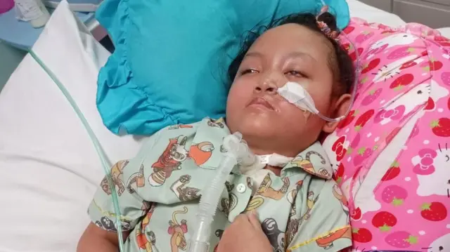 Sheena, 6 tahun, salah satu korban obat sirop beracun