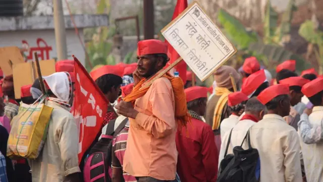 किसानों का मार्च