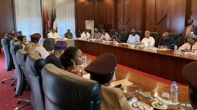 Buhari ndị na-arụ na gọọmentị ya