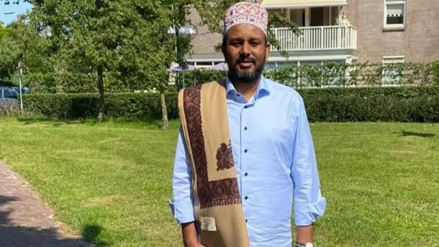 Mudane Shoowqi Xayir , aqoonyahan iyo falanqeeye siyaasadeed