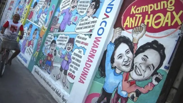 Informasi palsu kerap muncul dalam ajang politik, termasuk saat Jokowi dan Prabowo berkompetisi dalam Pilpres 2014.